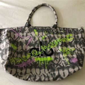 Alo Yoga tote bag